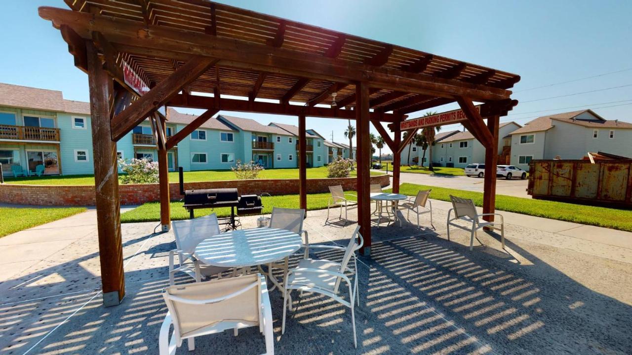 Ah-J136 All New Construction, First Floor Condo Near Marina Порт Арансас Екстериор снимка