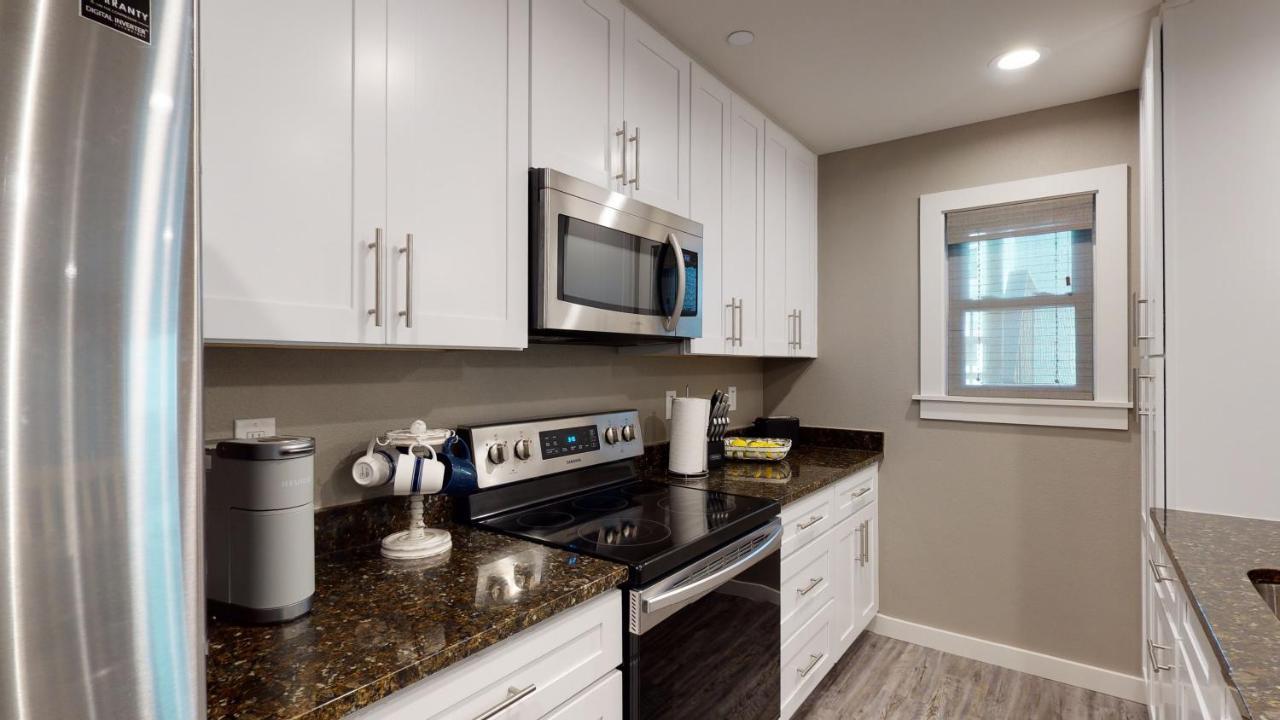 Ah-J136 All New Construction, First Floor Condo Near Marina Порт Арансас Екстериор снимка