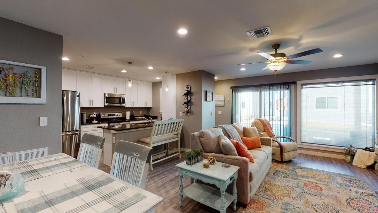 Ah-J136 All New Construction, First Floor Condo Near Marina Порт Арансас Екстериор снимка